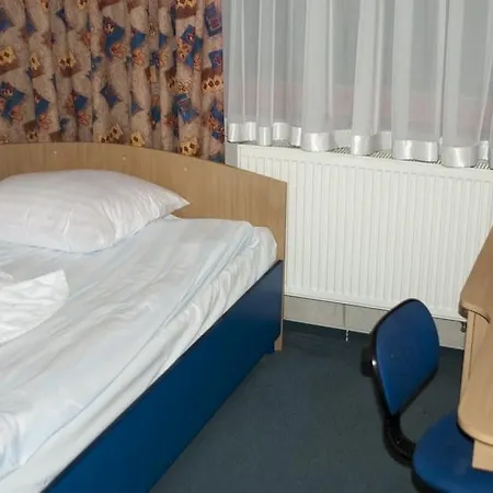222 Hotel 2*